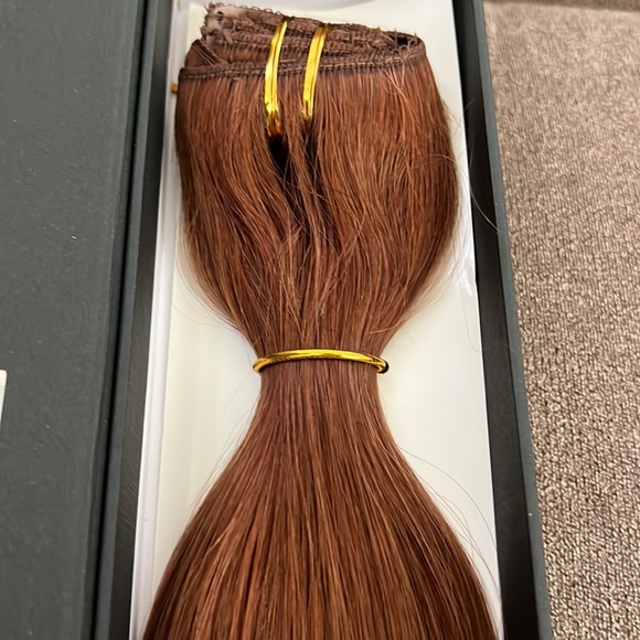 - New 22” Beyond the Beauty 100% human hair extensions - Picture 4 of 10